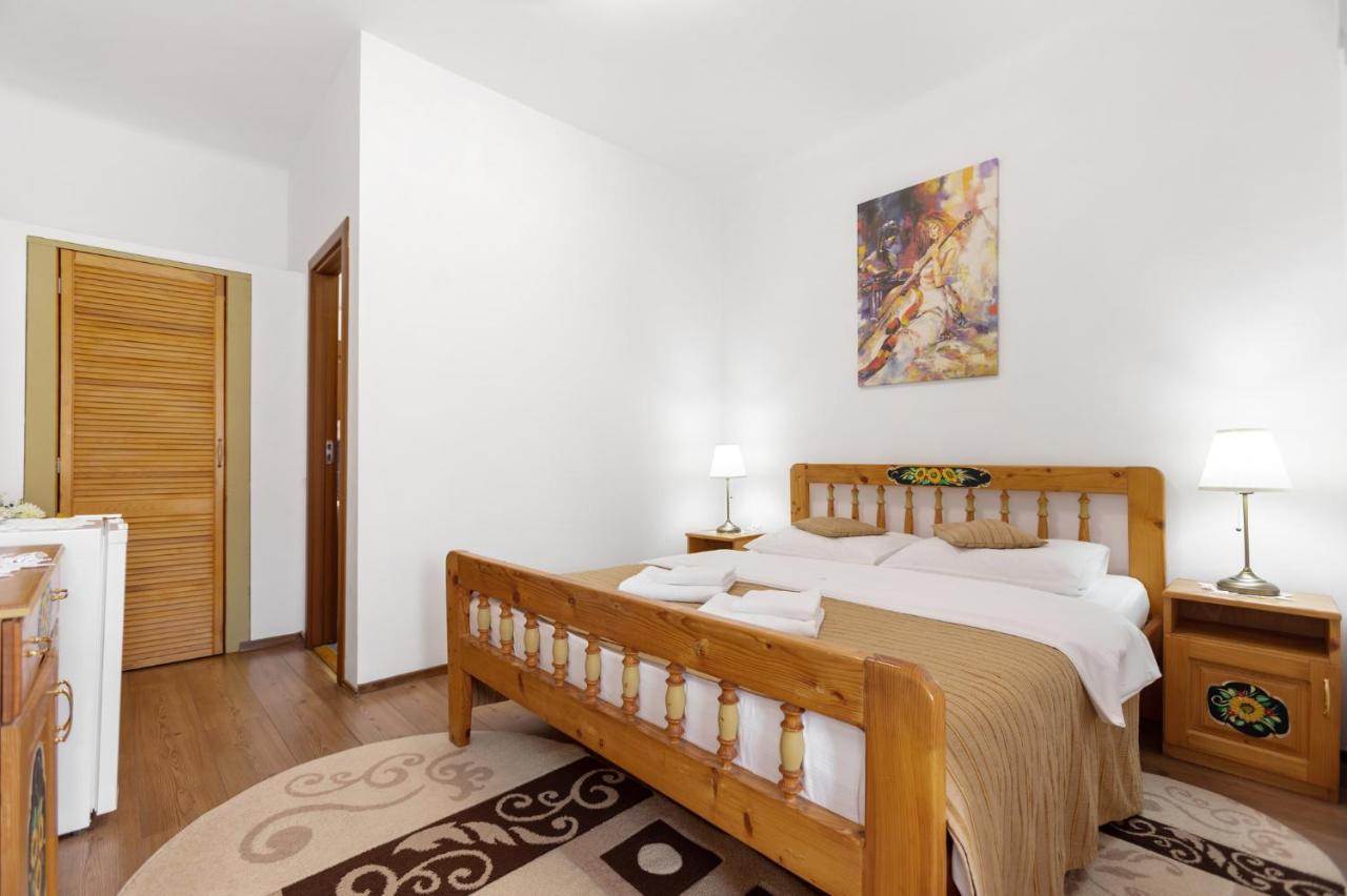 Casa Rasnoveana Εξωτερικό φωτογραφία
